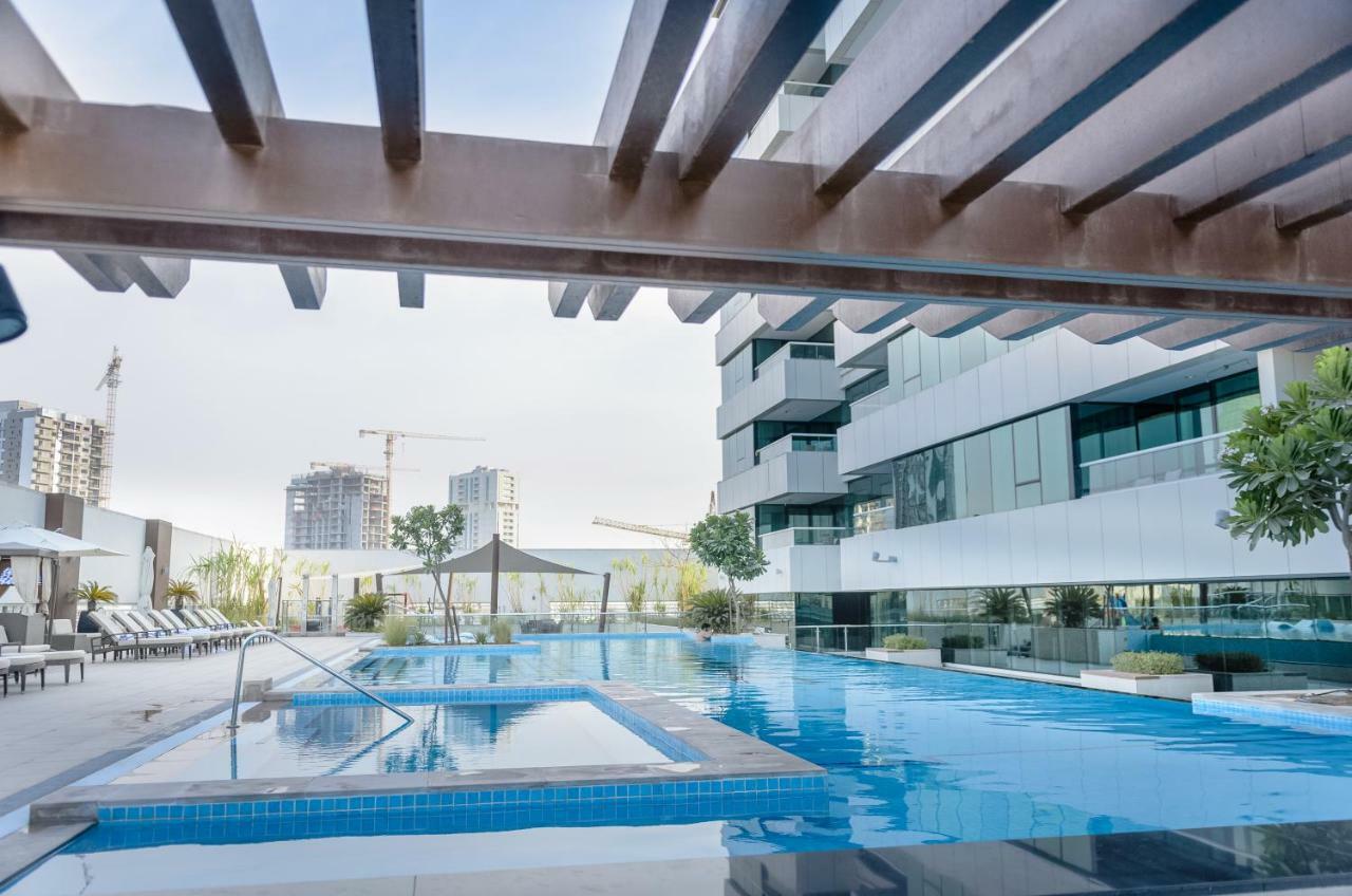 Oskena Vacation Homes - Waterfront Downtown Дубай Екстер'єр фото